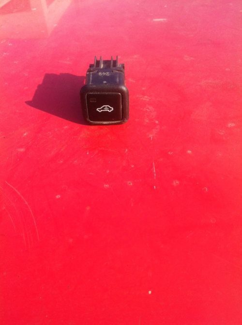Switch senzor alarma Audi A4 B5 [facelift] [2000 - 2001] Sedan 1.9 TDI MT (90 hp) (8D2 B5)