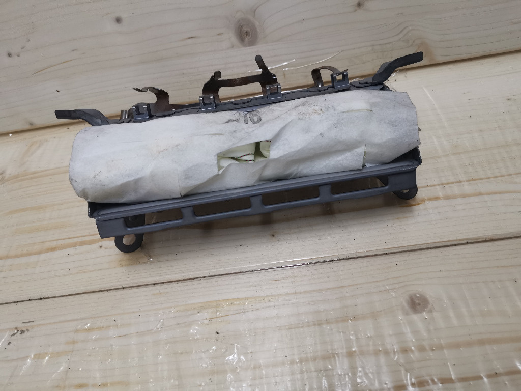 T27-143 AIRBAG GENUCHI 2J0335211M66 AVENSIS T27 2009 2010 2011 2012 2013 2014