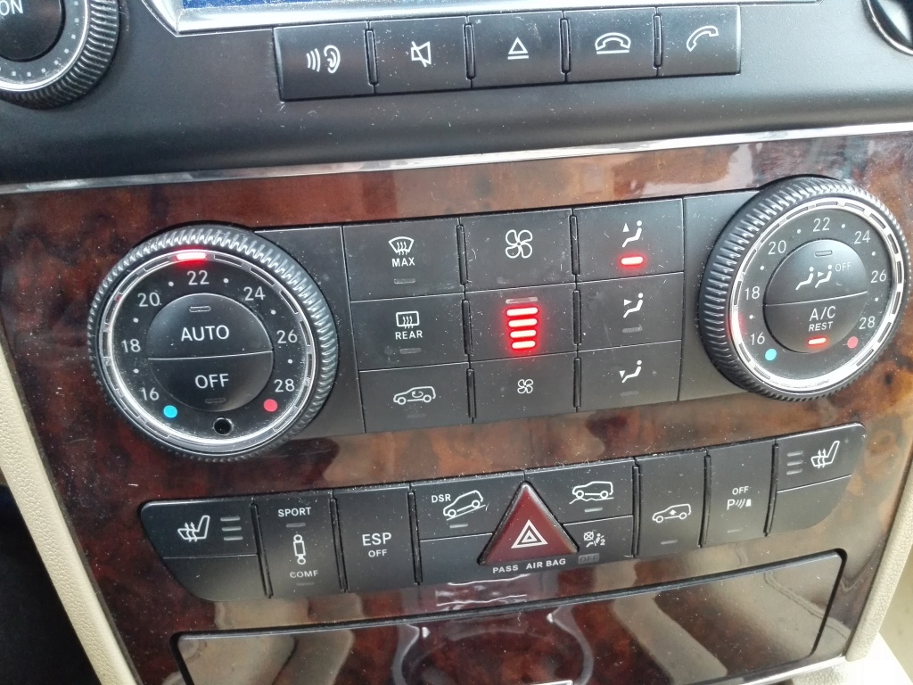 Tablou comanda clima Mercedes Ml320 w164