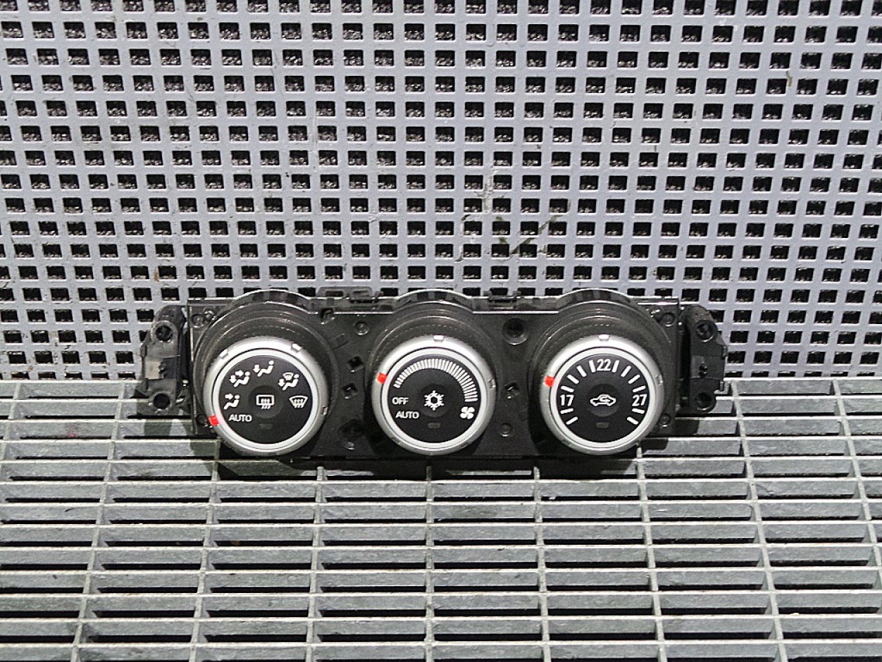 TABLOU COMANDA INCALZIRE MITSUBISHI LANCER LANCER - - (2008 2017)
