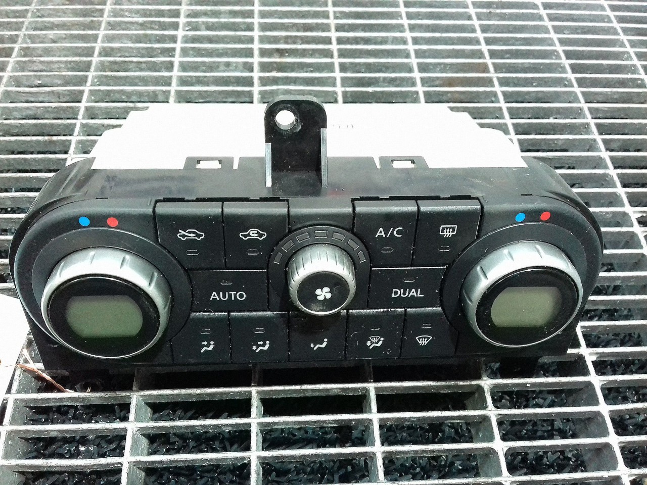 TABLOU COMANDA INCALZIRE NISSAN QASHQAI QASHQAI - - (2006 2010)