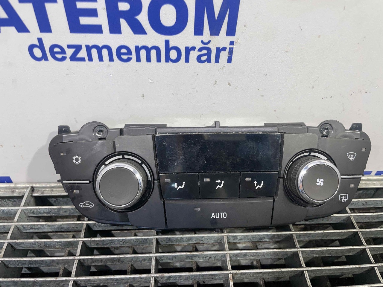 TABLOU COMANDA INCALZIRE OPEL INSIGNIA - - (2008 2013)