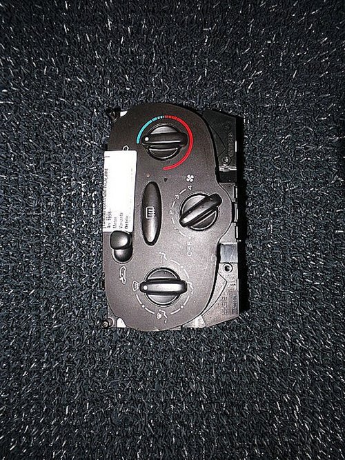 TABLOU COMANDA INCALZIRE PEUGEOT 206 - - (1998 2003)