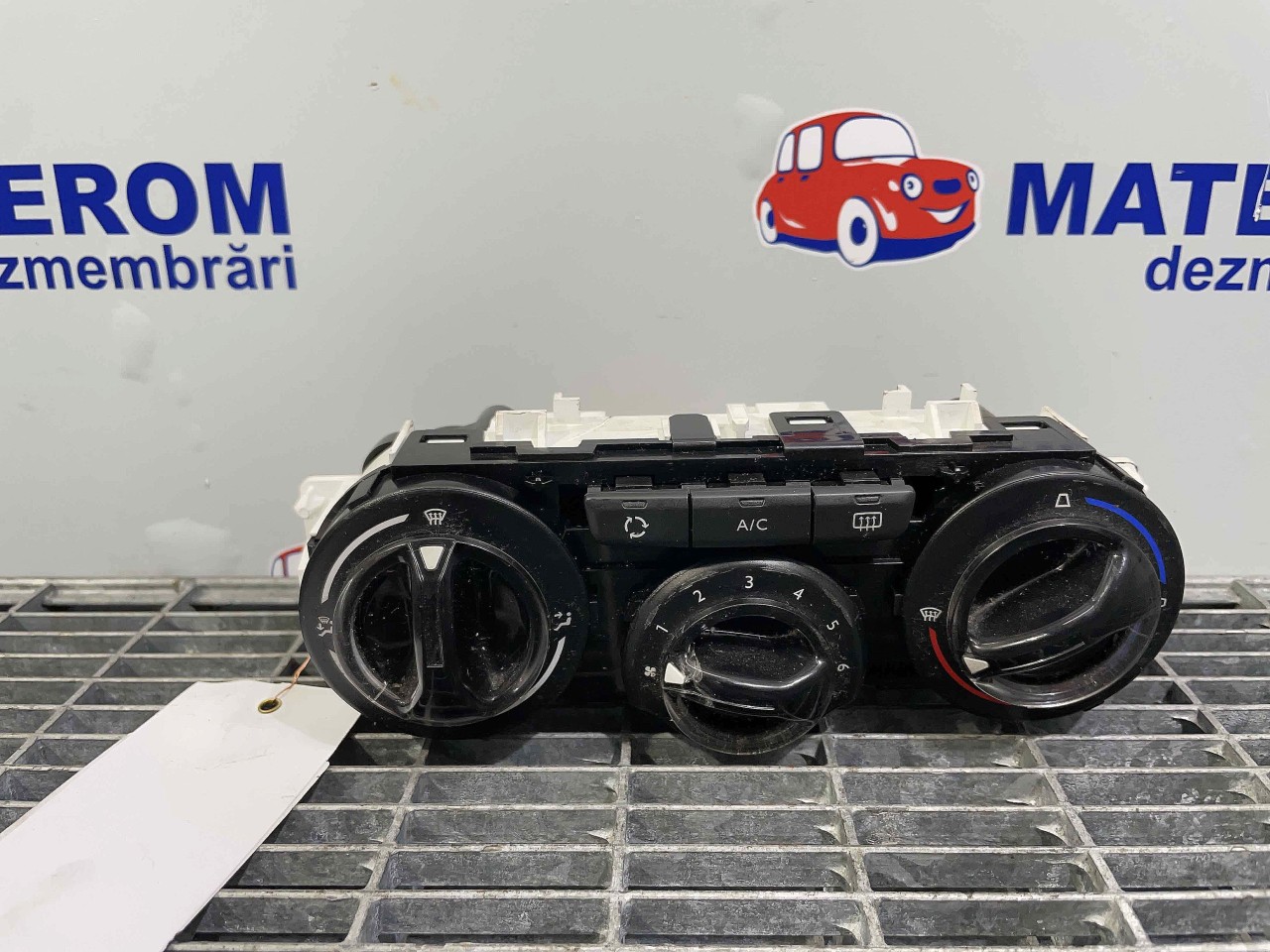 TABLOU COMANDA INCALZIRE PEUGEOT 208 - - (2015 2019)