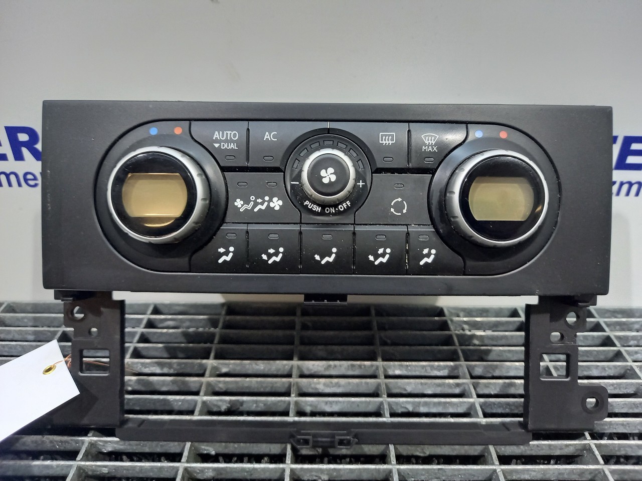 TABLOU COMANDA INCALZIRE RENAULT KOLEOS - - (2006 2011)