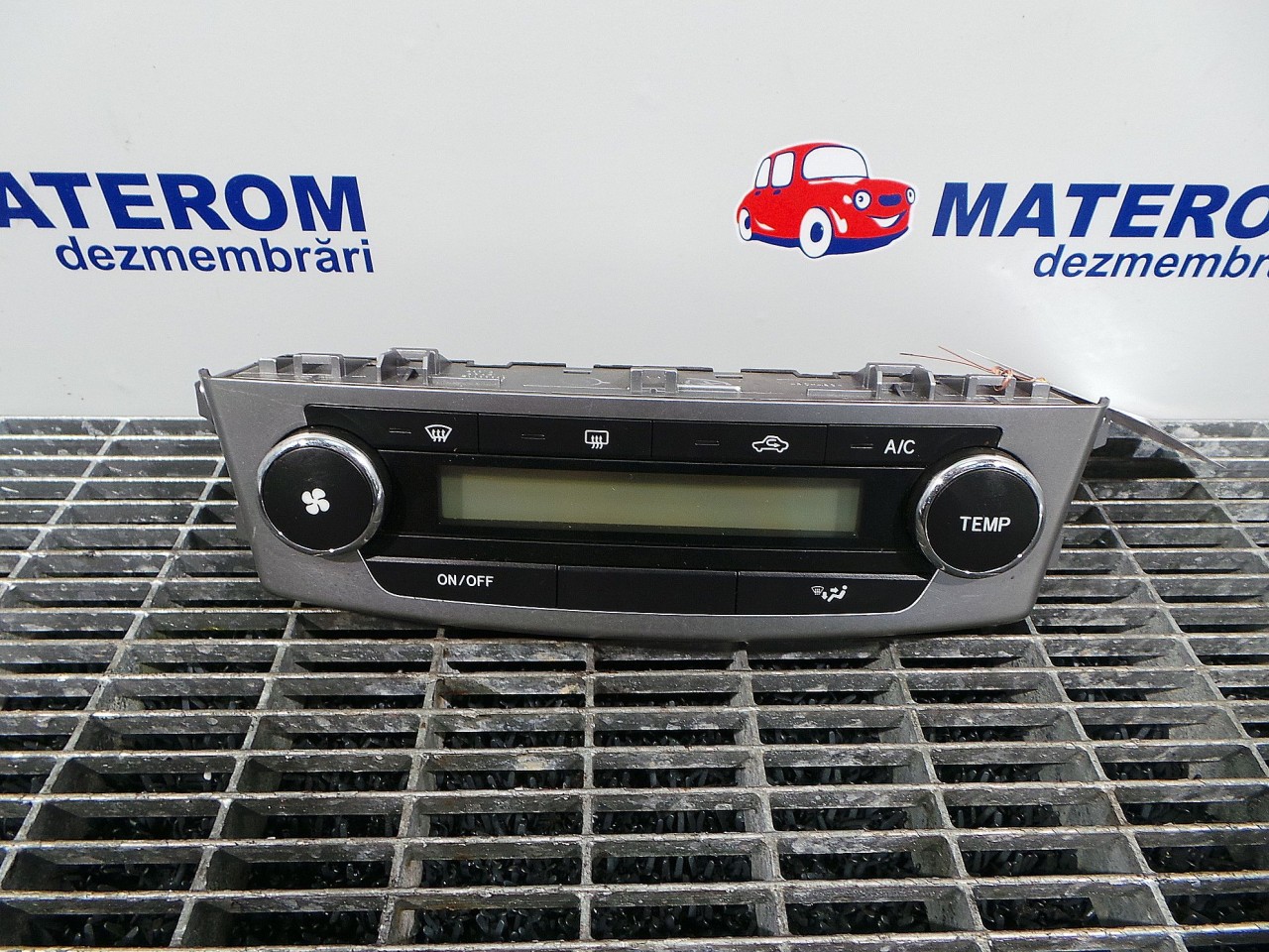 TABLOU COMANDA INCALZIRE TOYOTA AVENSIS - - (2012 2015)
