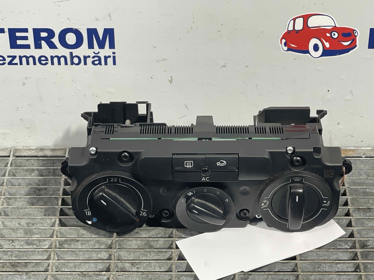 TABLOU COMANDA INCALZIRE VW TIGUAN - - (2007 2010)