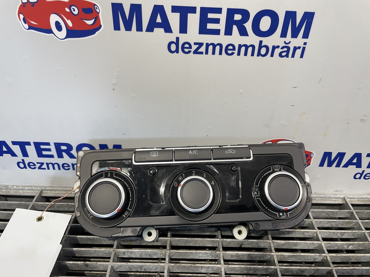 TABLOU COMANDA INCALZIRE VW TOURAN - - (2010 2015)