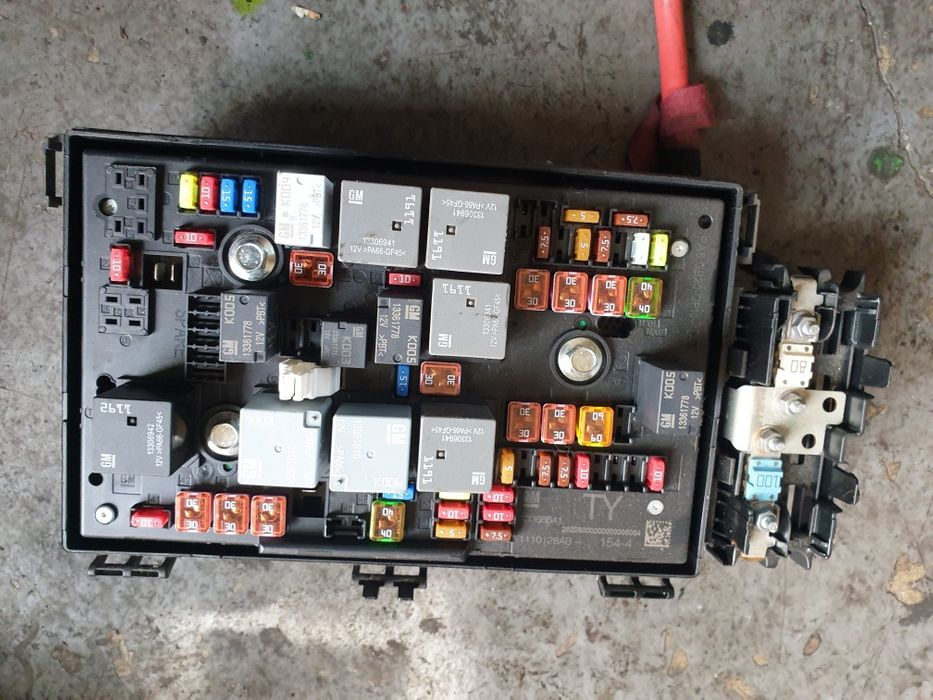 Tablou panou sigurante Opel Astra J 1.7 cdti 13368641 dezmembrez