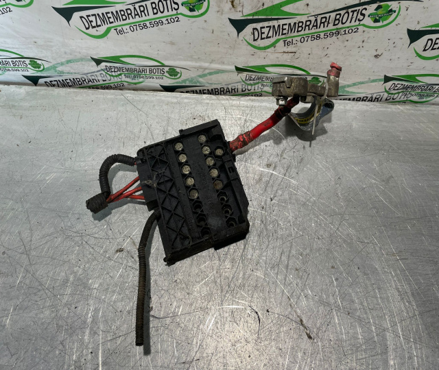 Tablou sigurante 2S6T 14A076 AA Ford Fiesta 5 [2001 - 2007] Hatchback 5-usi 1.3 MT (70 hp)