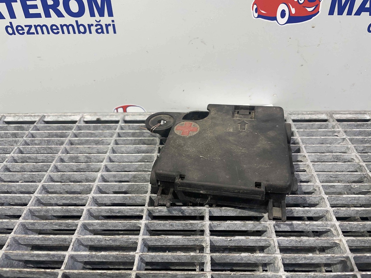 TABLOU SIGURANTE ACUMULATOR AUDI A4 2.0 TDI - (2007 2011)