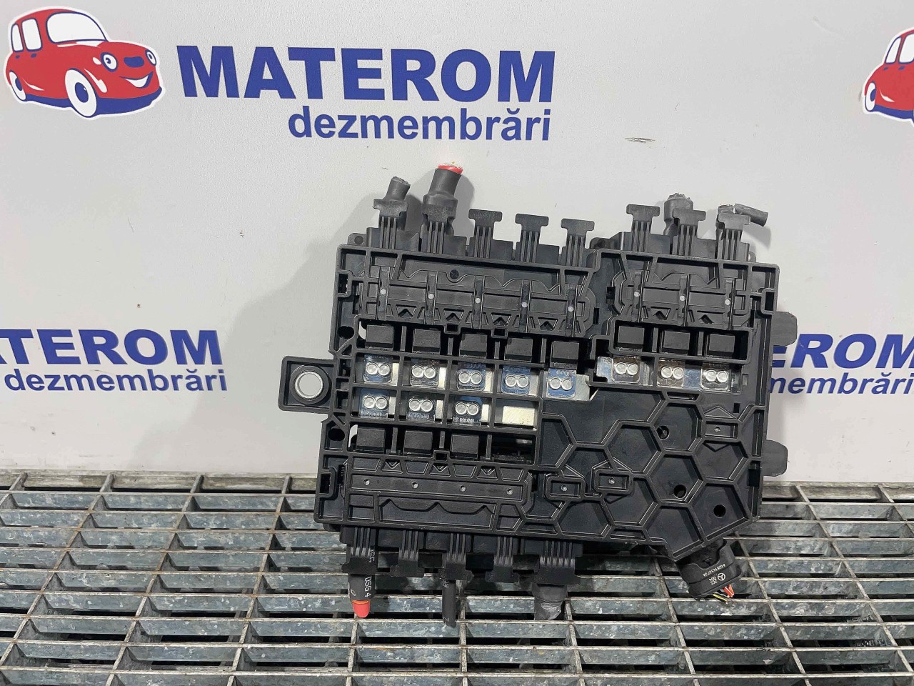 TABLOU SIGURANTE ACUMULATOR MERCEDES C-CLASS 1.6 CDI - (2014 2018)
