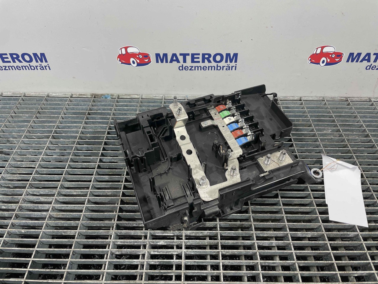 TABLOU SIGURANTE ACUMULATOR VW TOUAREG TOUAREG 3.0 TDI - (2010 2018)