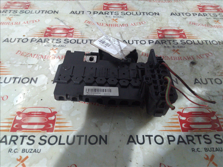 Tablou sigurante baterie 1.6 d SKODA RAPID an fabr. 2014