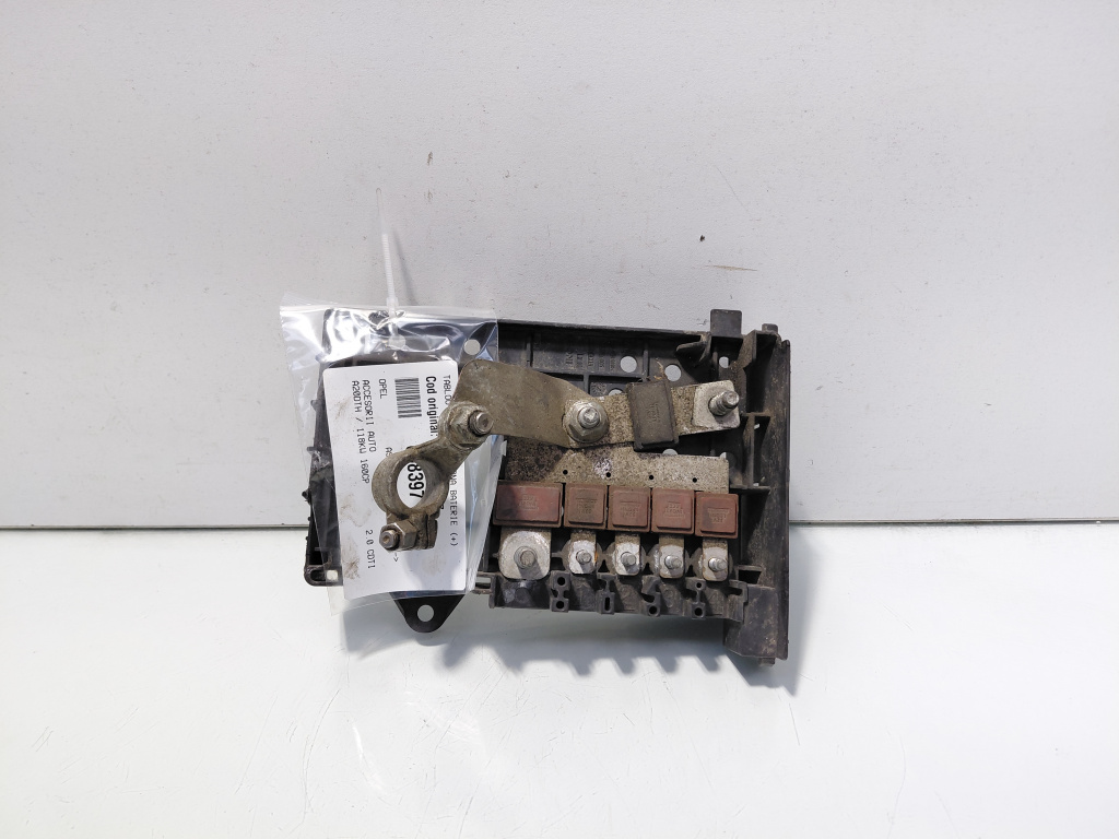 Tablou sigurante borna baterie (+), cod GM13302307, Opel Astra J Combi (id:698397)