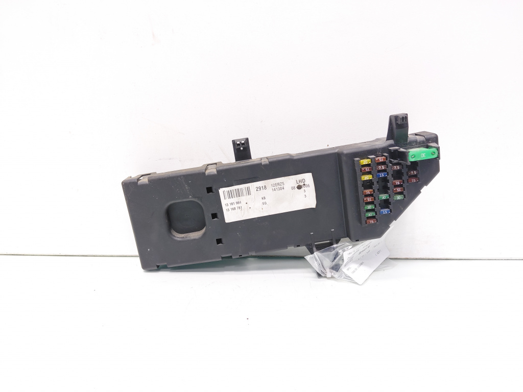 Tablou sigurante, cod 13168781, Opel Vectra C GTS (idi:696076)