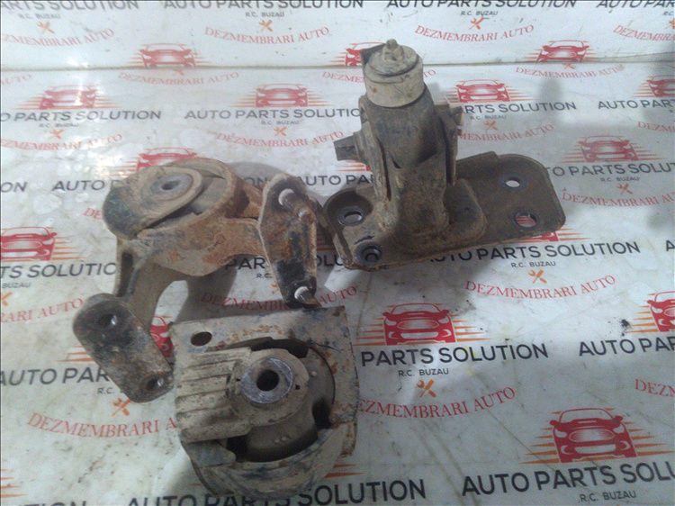 Tampon antibalans 2.2 d TOYOTA RAV 4 an fabr. 2008