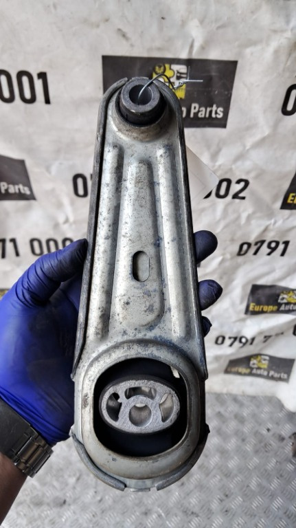 Tampon antibalans Renault Kangoo 1.5 DCI an 2013 cod 112383665R