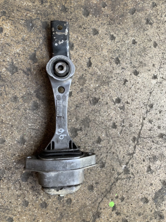 Tampon antibalans Volkswagen VW Bora [1998 - 2005] Sedan 1.9 TDI MT (150 hp) (1J2)