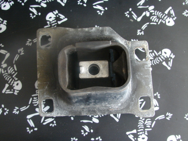 Tampon cutie Ford Focus [1998 - 2004] wagon 5-usi 1.8 Tddi MT (90 hp) (DNW)