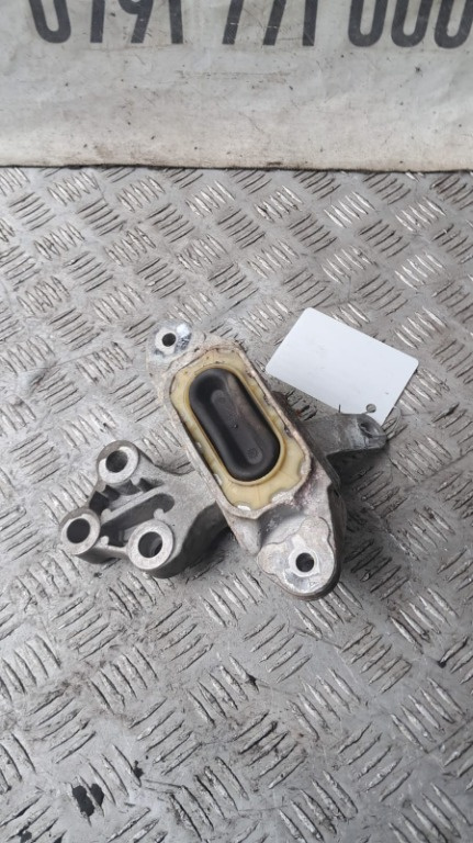 Tampon cutie viteze Opel Astra J 1.4 turbo an 2011 cod 13248600