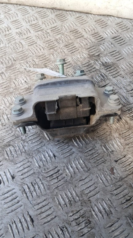 Tampon cutie viteze Skoda Octavia 2 1.9 TDI BXE an 2006 cod 1K0199555T