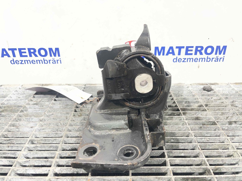 TAMPON CUTIE VITEZE TOYOTA AURIS 1.6 D -