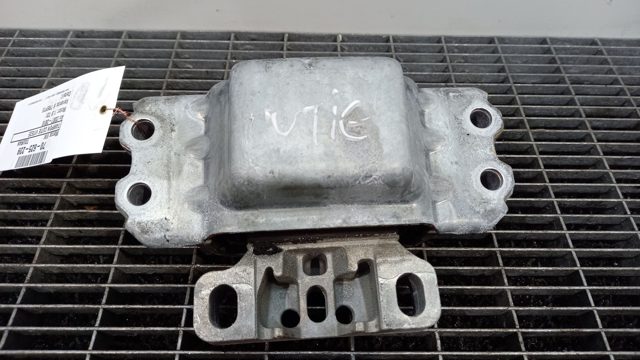 TAMPON CUTIE VITEZE VW TOURAN 1.9 TDI - (2007 2010)