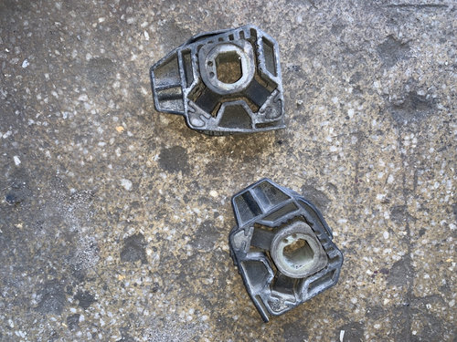 Tampon inferior radiator Seat Ibiza 3 [2002 - 2006] Hatchback 3-usi 1.4 MT (75 hp) IV (6L1)