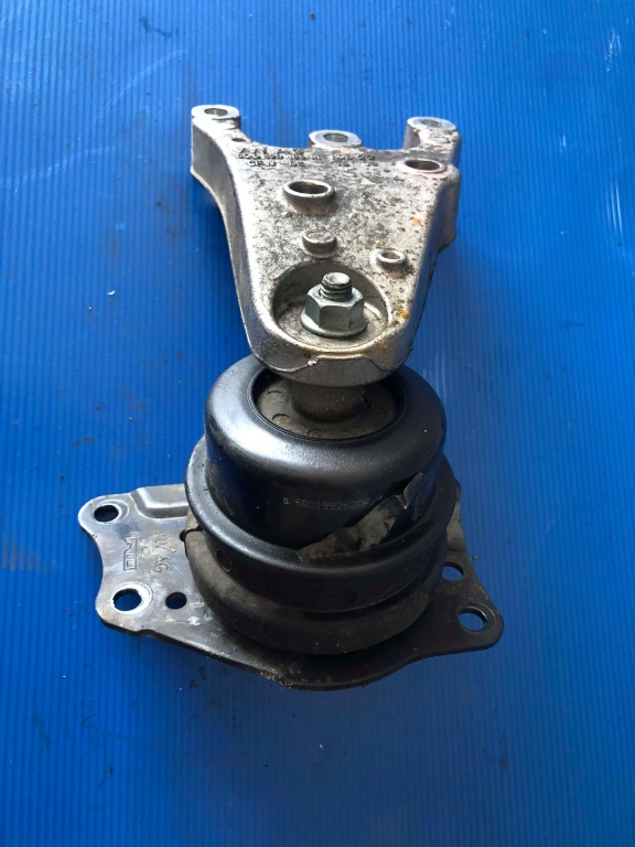 Tampon motor 1.2 b vw polo 9n 6q0199185m