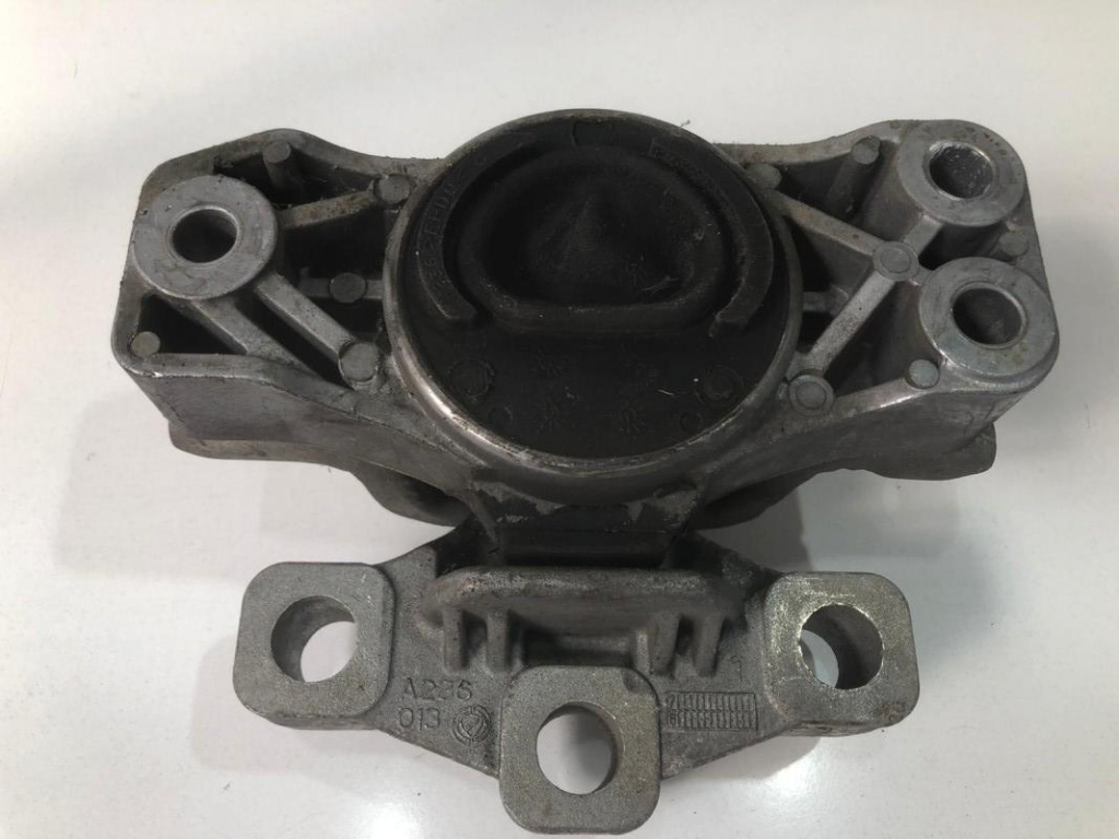 Tampon motor 1.9 jtd Alfa Romeo 159 [2005 - 2011]