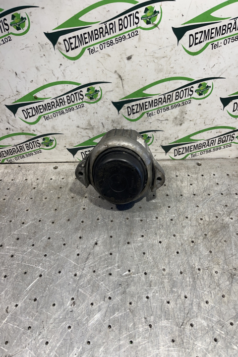 Tampon motor 139811 12 BMW Seria 3 E90/E91/E92/E93 [2004 - 2010] Touring wagon 320d MT (163 hp)