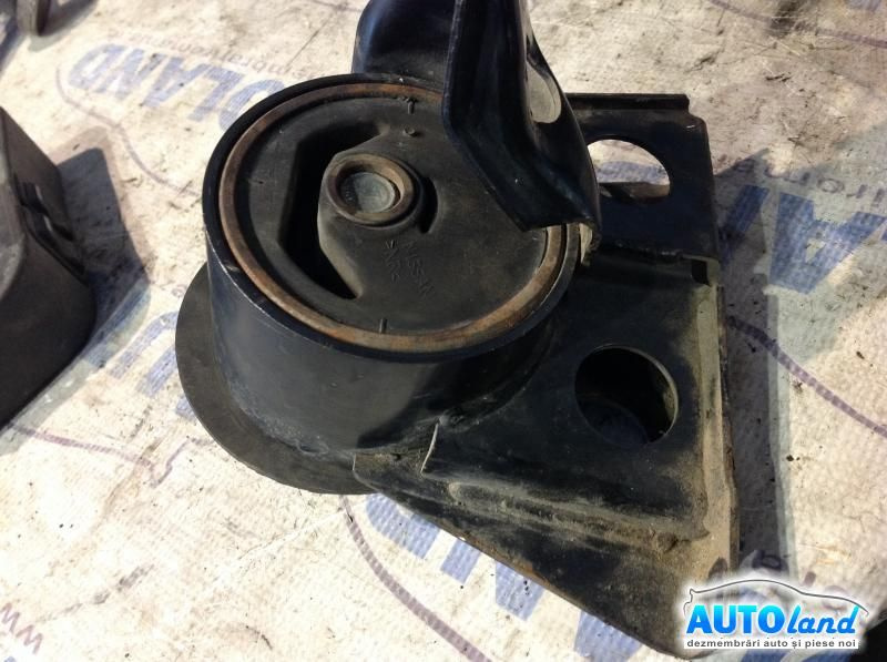 Tampon Motor 2.2 D 4x4 Nissan X-TRAIL T30 2001