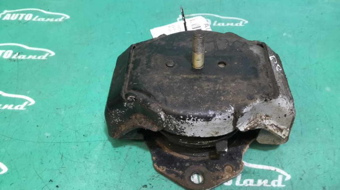 Tampon Motor 3.2d Dreapta Mitsubishi PAJERO III V60,V70 2000