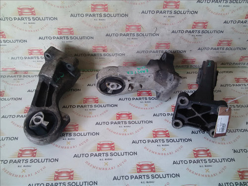 Tampon motor ( 3 buc ) RENAULT MASTER 2.3 D an fabr. 2014