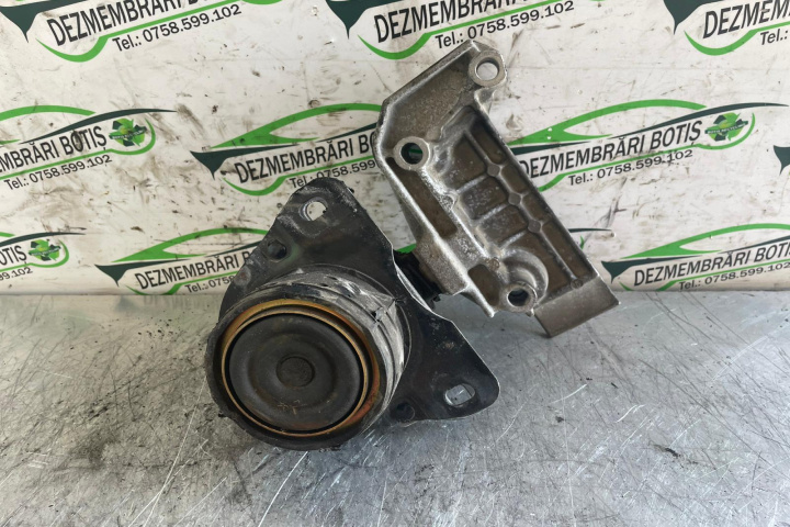 Tampon motor 7700423521 BBB Renault Laguna [facelift] [1998 - 2001] Liftback 1.6 MT (108 hp)
