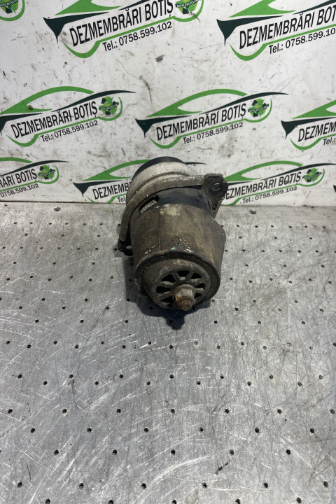 Tampon motor 7L8.199.131.A Volkswagen VW Touareg generatia 1 7L [facelift] [2007 - 2010] Crossover 3.0 TDI BlueMotion AT (225 hp)