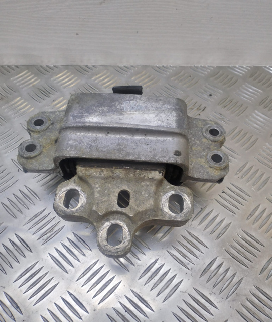 Tampon motor cod 3c0199555 3c0199555 Volkswagen VW Passat B6 [2005 - 2010]
