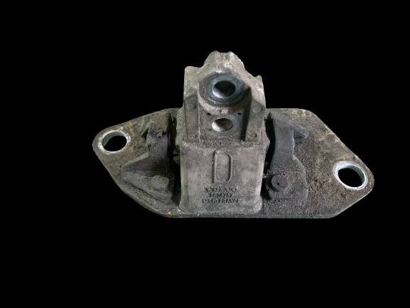 Tampon motor dreapta 8624757 Volvo XC90 [2002 - 2006] Crossover 2.4 D5 Turbo Geartronic AWD (163 hp)