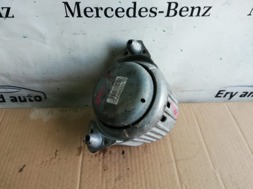 Tampon motor dreapta Mercedes C class w204