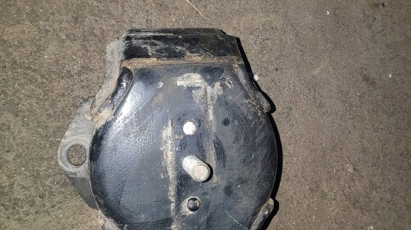 Tampon motor dreapta mitsubishi pajero IV 3.2 DI-D 2007-2012