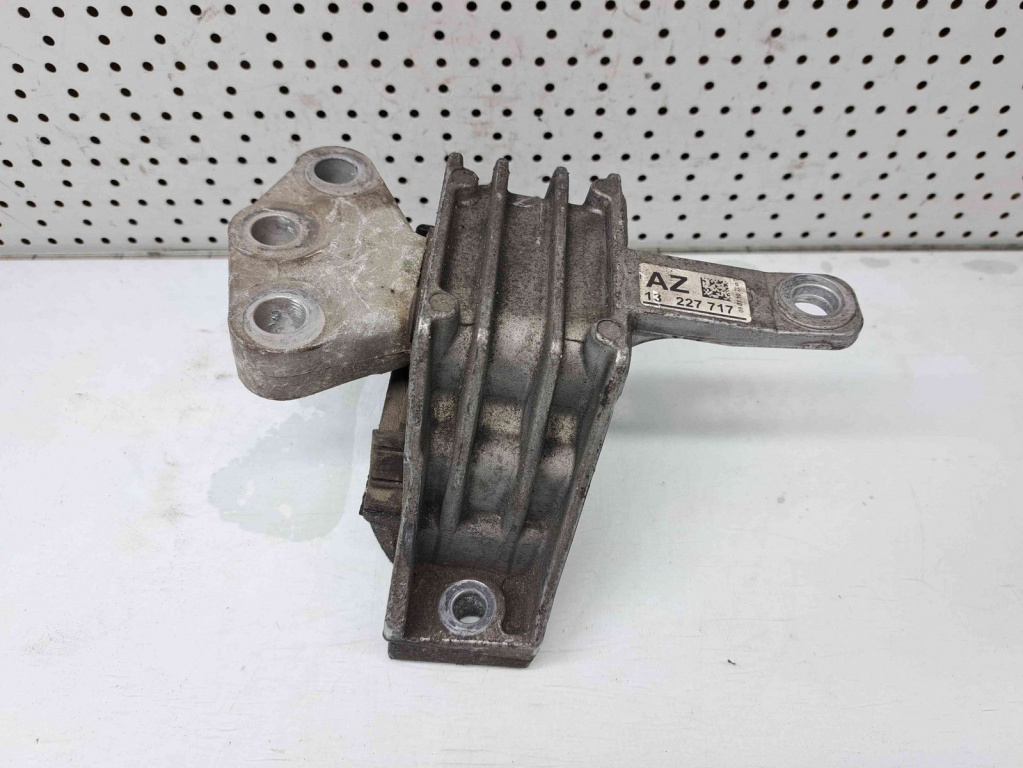Tampon motor dreapta Opel Insignia A [Fabr 2008-2016] 13227717 2.0 CDTI A20DTE 2.0 CDTI A20DTE 110KW / 150CP