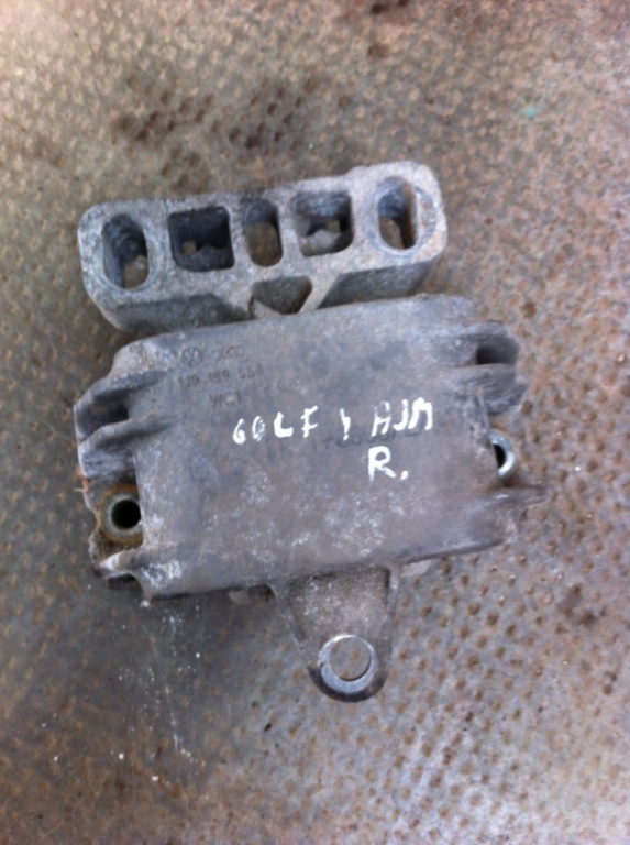 Tampon motor dreapta Volkswagen VW Golf 4 [1997 - 2006] Hatchback 5-usi 1.9 TDI MT (116 hp) (1J1)