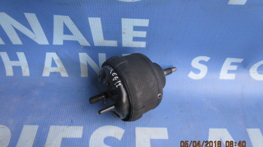 Tampon motor Jeep Cherokee 2.8crd