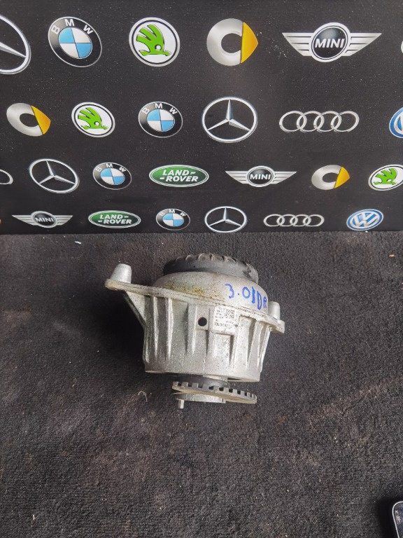 Tampon motor Mercedes C class W205 A2052407600