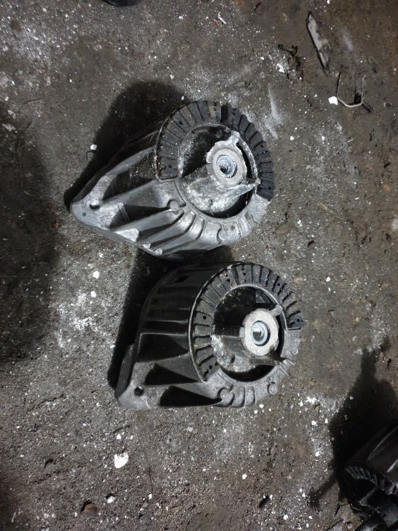 Tampon Motor Mercedes E 350CDI W212 3.0CDI