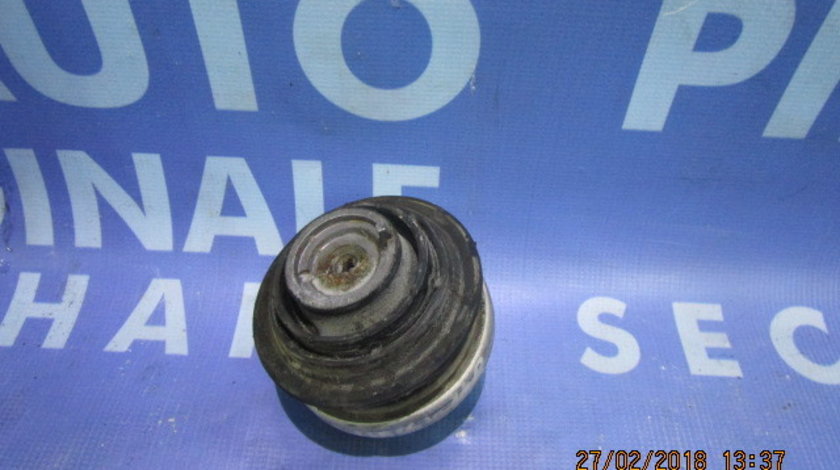 Tampon motor Mercedes E240 W211 ; 233000032