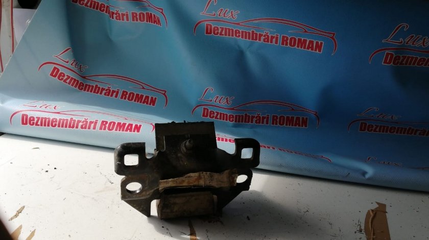 Tampon motor Nissan Navara Motor 2.5dci 171cp YD25DDTi dezmembrez dezmembrari