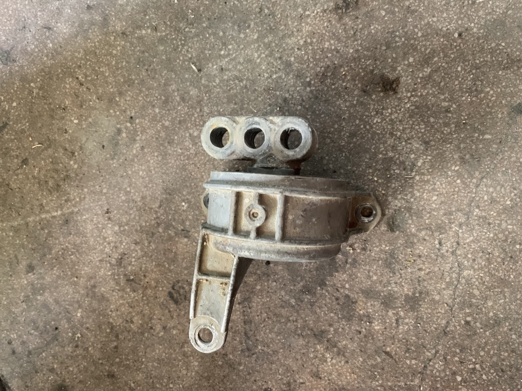 Tampon motor Opel Astra H [2004 - 2007] Hatchback 1.7 CDTI MT (101 hp) (L48)