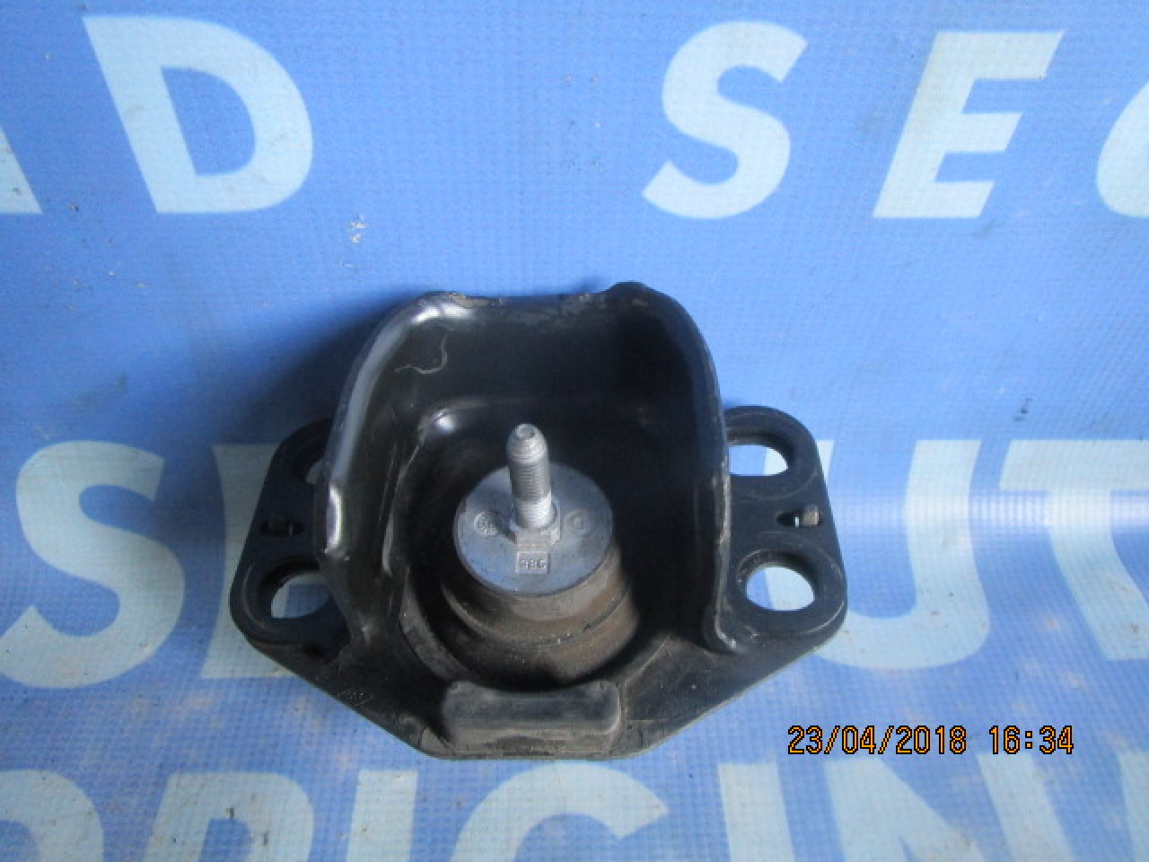 Tampon motor Renault Clio ;  7700434370D
